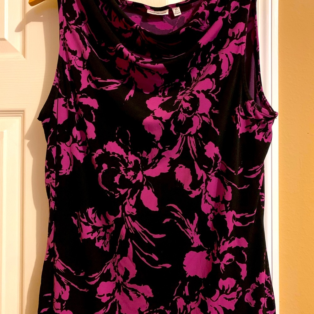 Sleeveless floral top